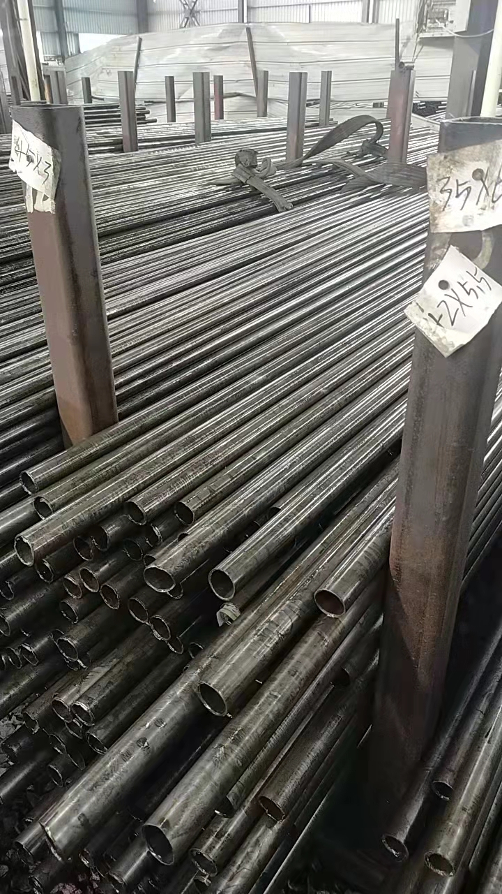 山東無縫鋼管—廠家生產(chǎn)地在哪里？質(zhì)量、信譽(yù)、價(jià)格